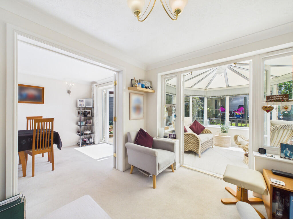 Earles Meadow, Horsham - View 6