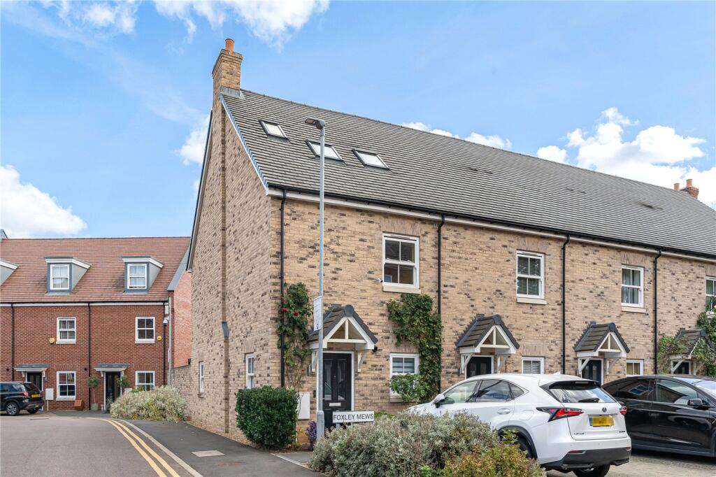 Main image of property: Foxley Mews, London, N20