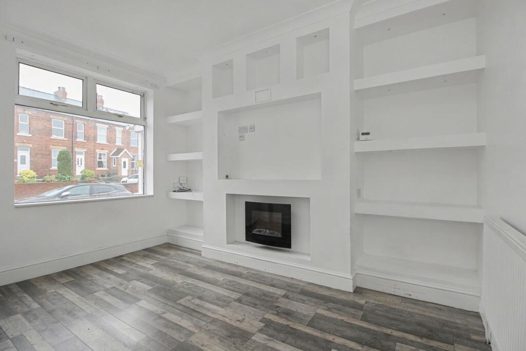 House in Wakefield - View 2