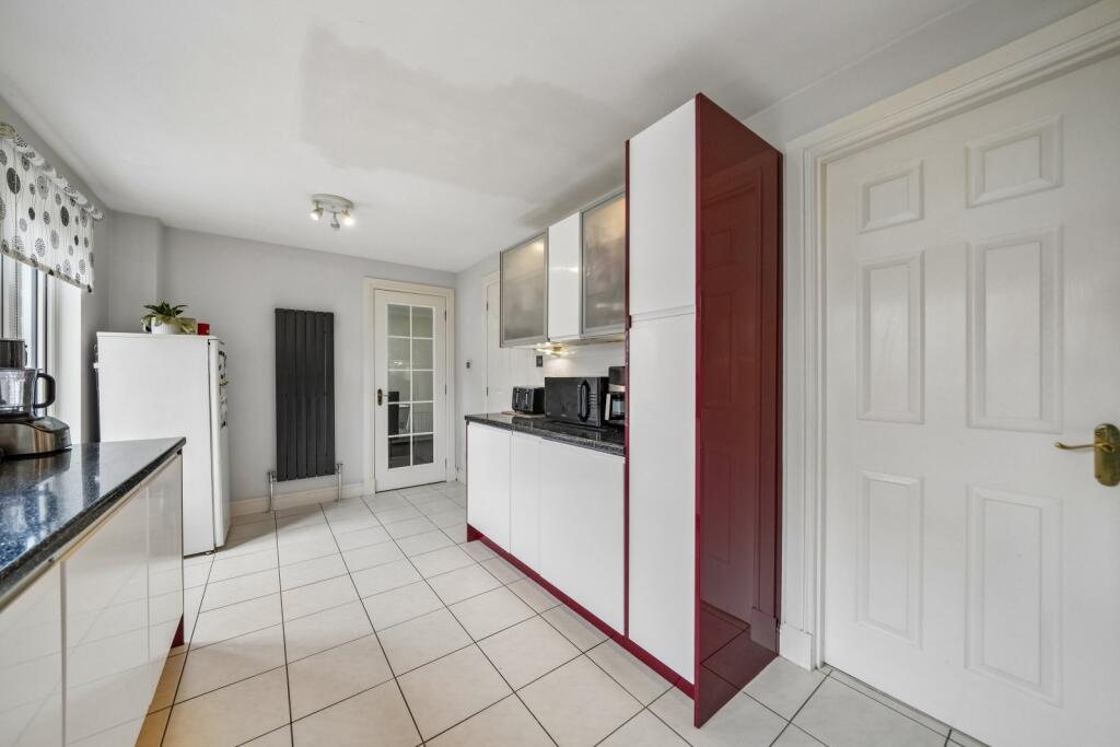 House in Glasgow, Crookston Home, Crookston Road - More