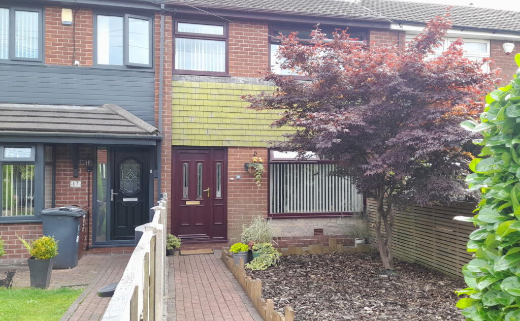 Main image of property: 19 Rushton Grove, Moorside, Oldham OL4 2QF