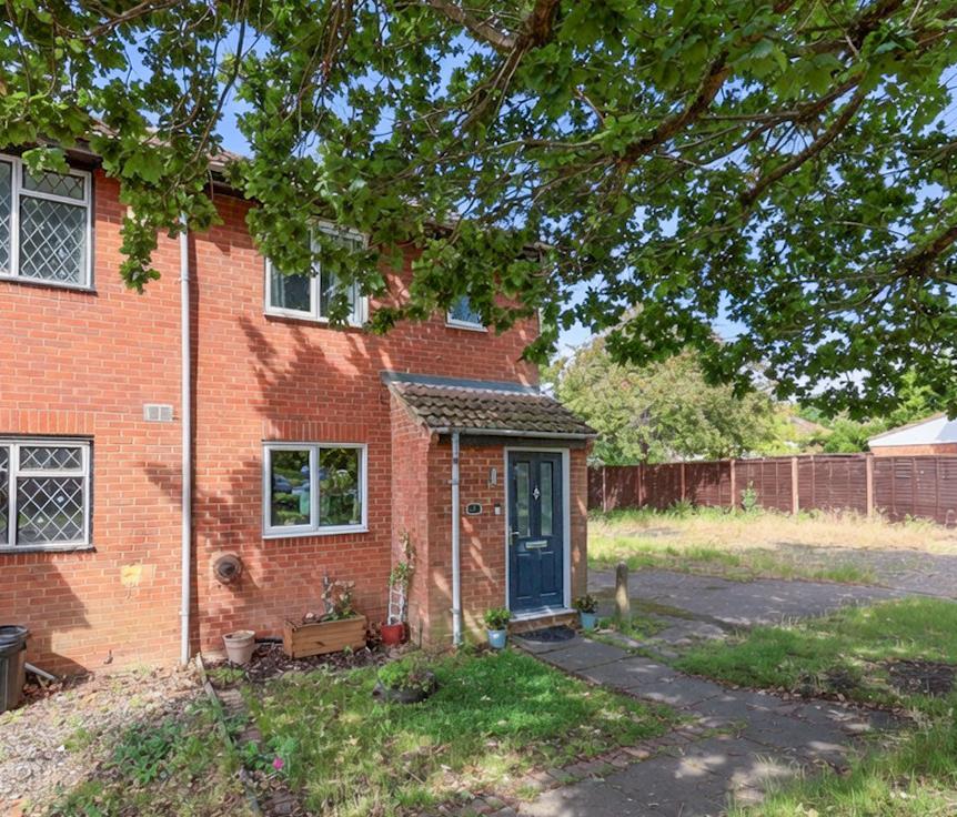 Main image of property: Tanglewood Close, Hillingdon, UB10