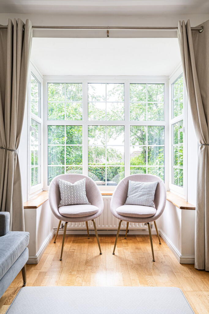 House in Guildford, Surrey - View 5