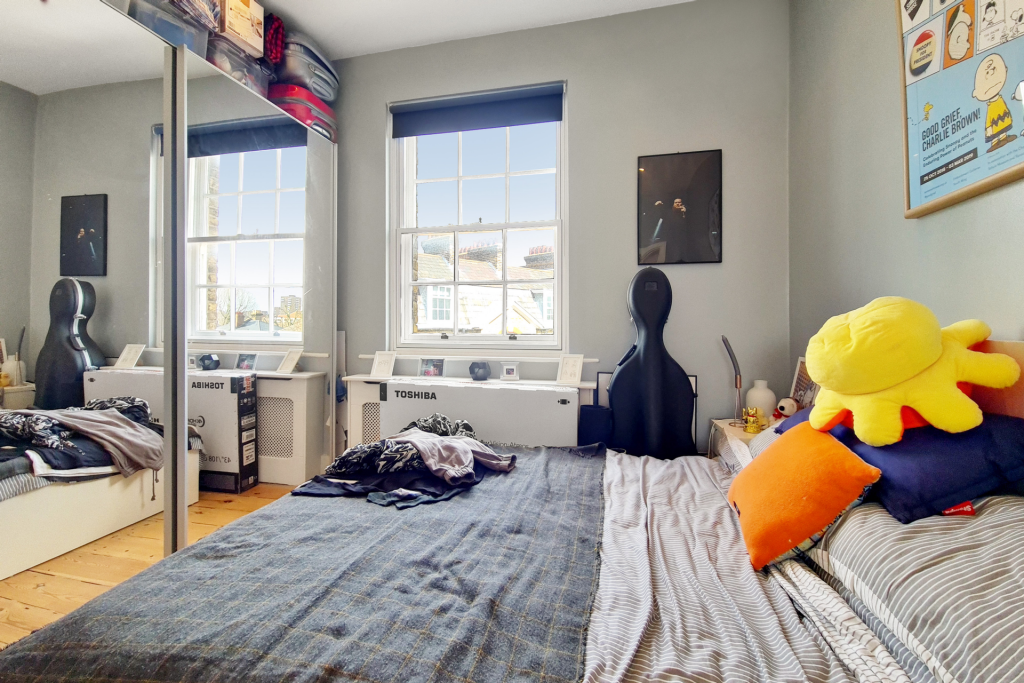 Apartment in London - More