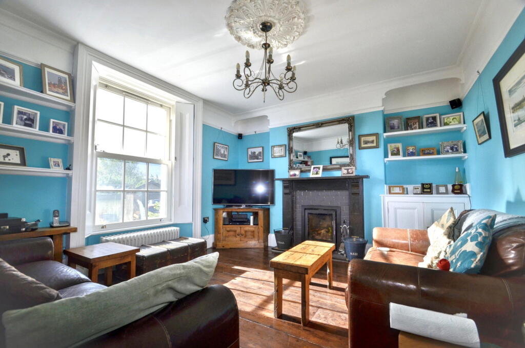 House in Penryn, Cornwall - View 3