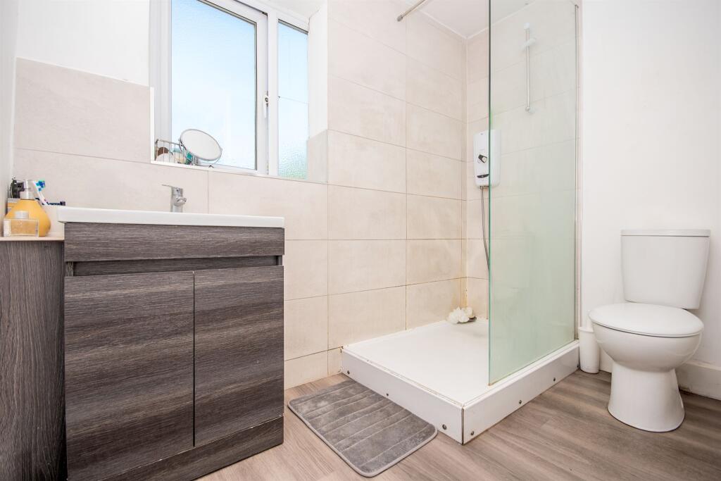 House in Kettering, Avondale - View 5