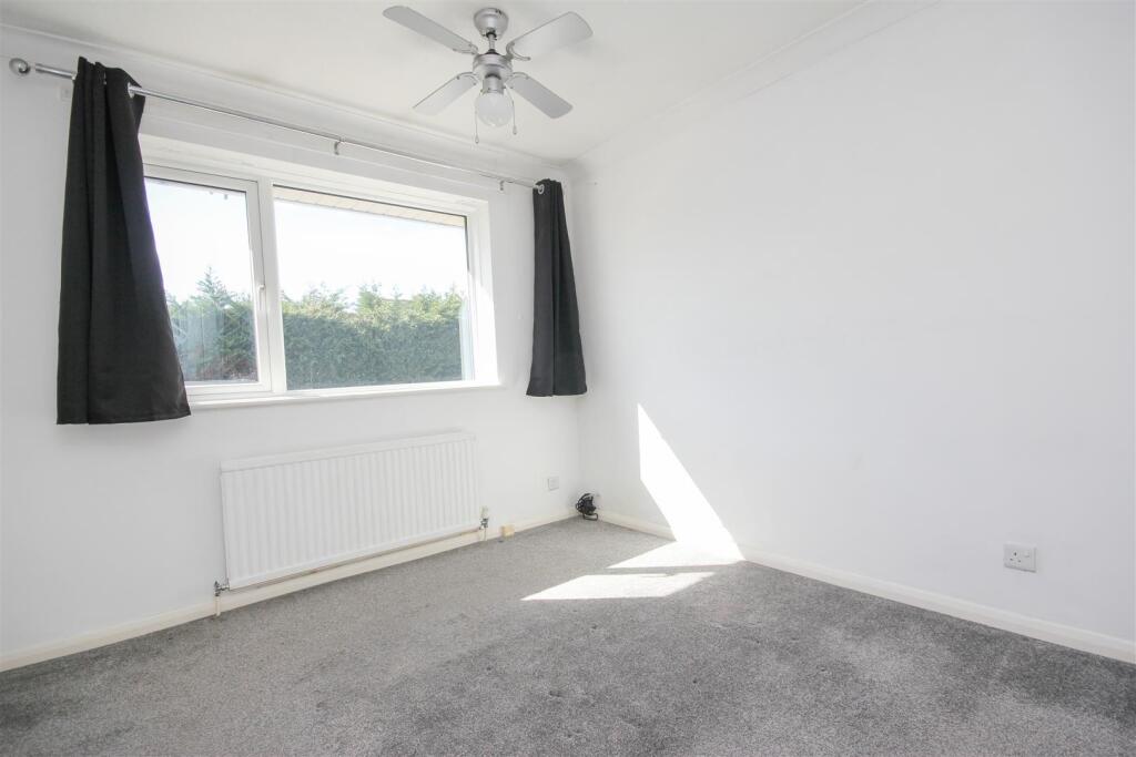 House in Wellingborough, Redhill Grange - More