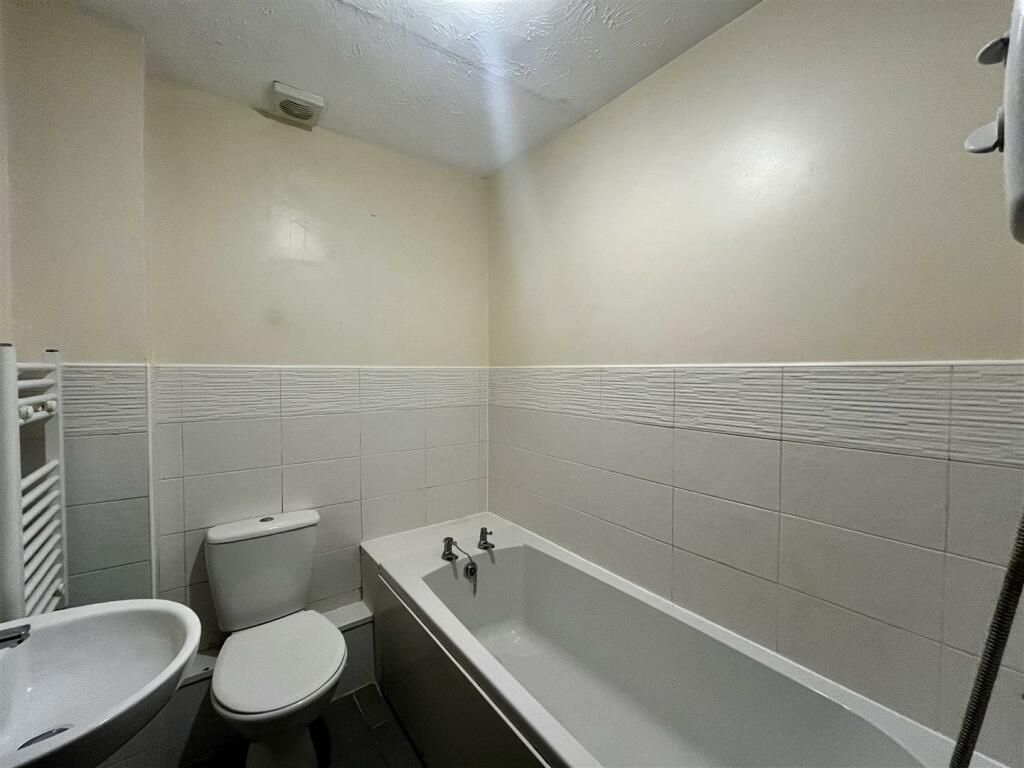 Bank Street, Coleford photo 4