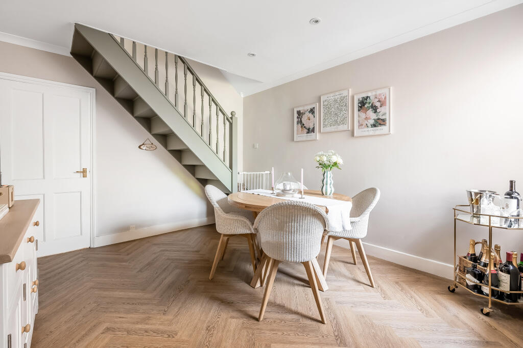 House in Sevenoaks, Otford - More