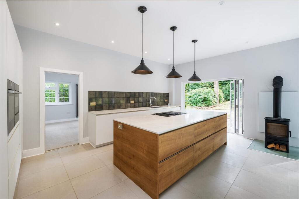House in Mole Valley, Surrey - More