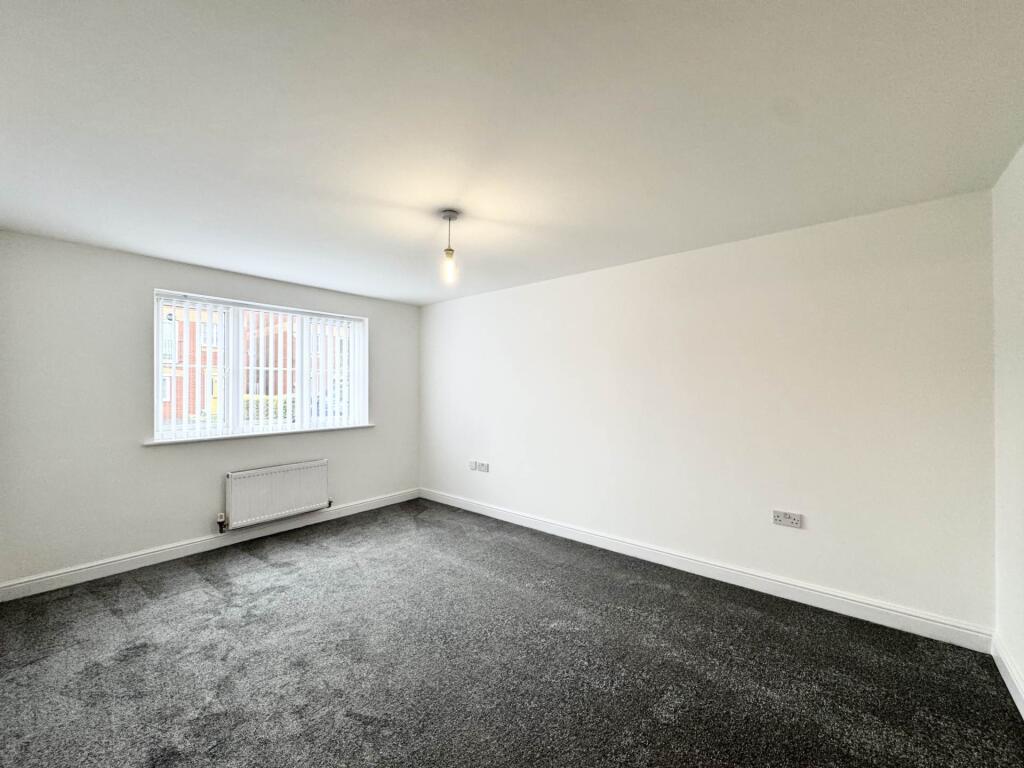 Apartment in Wigan - More