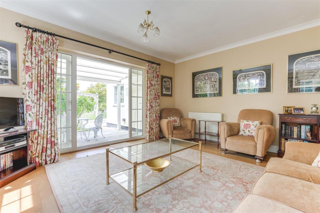 House in Uttlesford, Pleasant Valley, Saffron Walden - View 3
