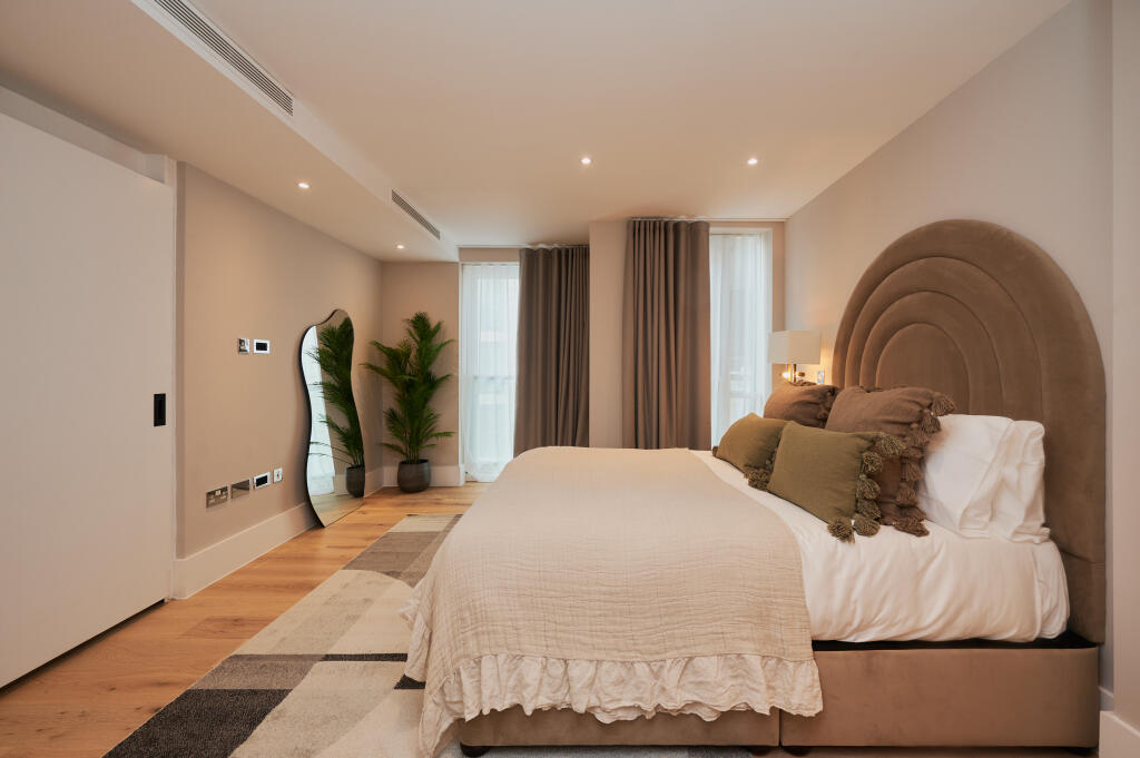 Apartment in London - View 4