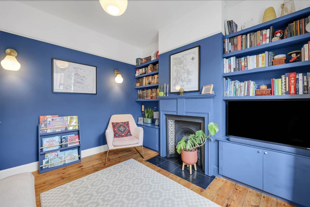 House in London - View 5