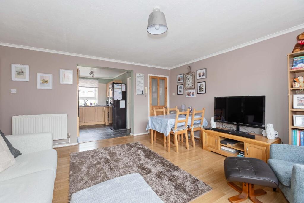 Apartment in Fishersgate, Southwick - View 2