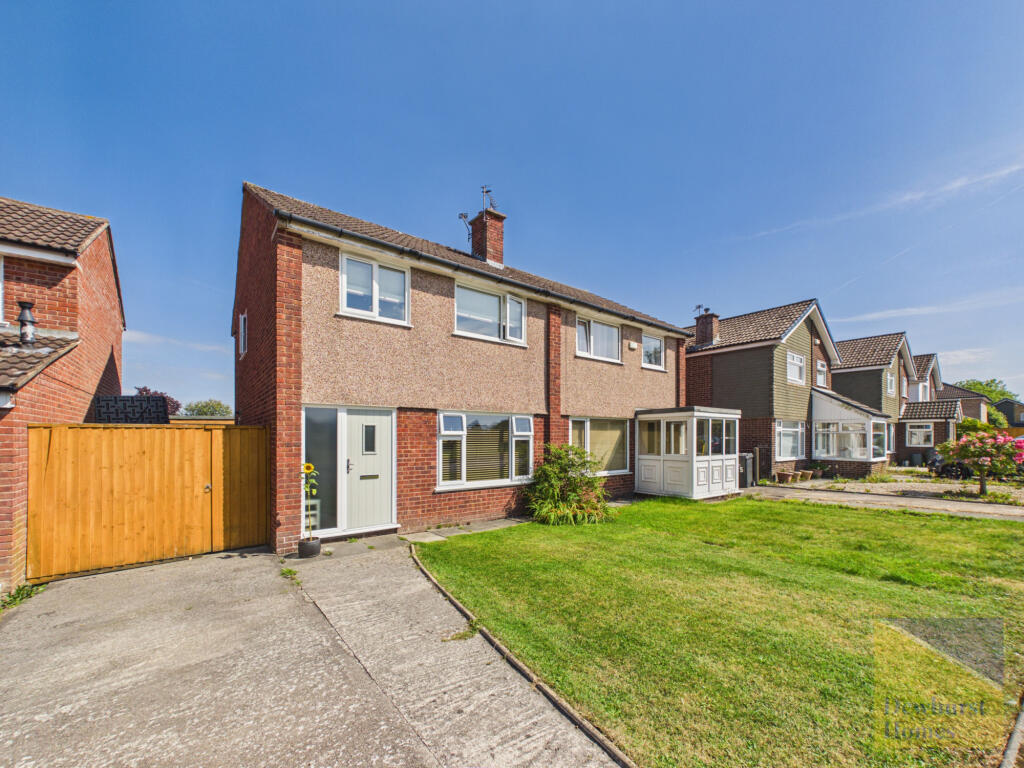 Main image of property: Chestnut Avenue, Penwortham, Preston, PR1