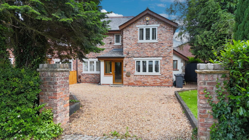 House in Wigan - View 2