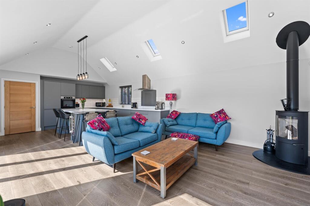 House in Melton, Bottesford - View 5