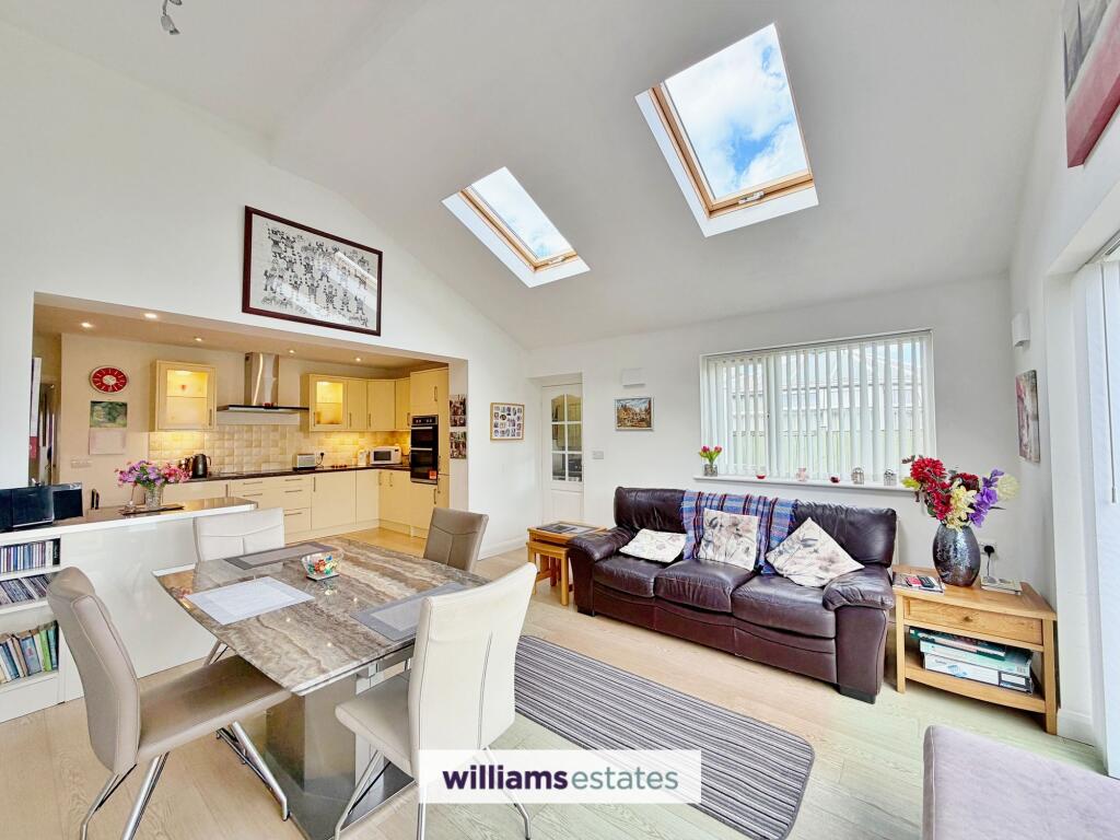 House in Denbigh, Brookhouse - View 2