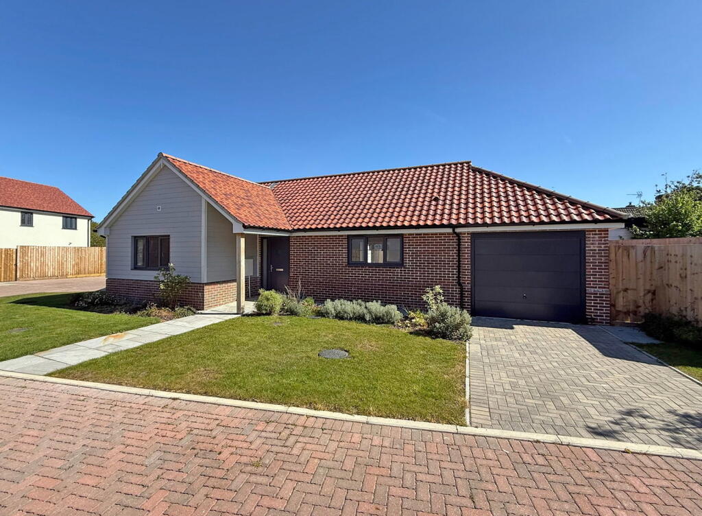 3-bed detached on Bedfield, Nr Framlingham, Suffolk, £410,000