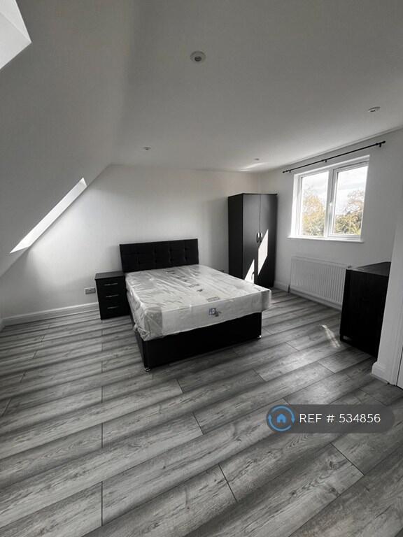 Main image of property: Morland Avenue, Croydon, CR0