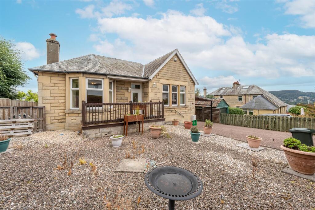 House in Perth - More