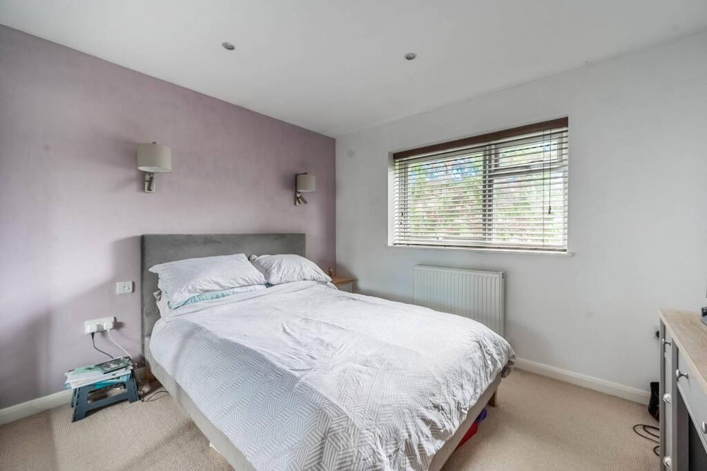Main image of property: Annette Close, Harrow Weald, Harrow, HA3