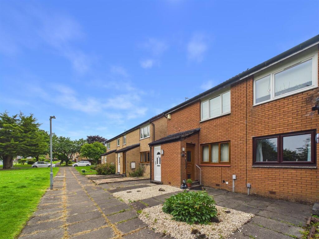 Main image of property: Broughton Road, Glasgow