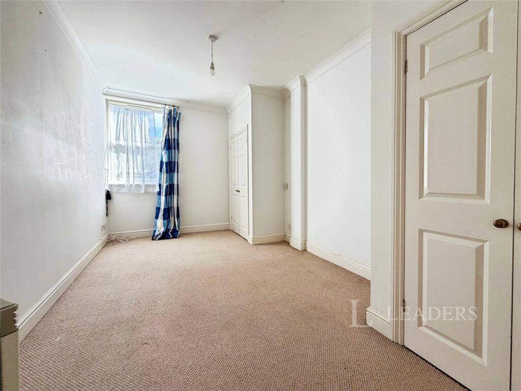Apartment in Chelmsford - View 4