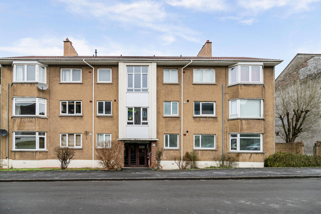 Main image of property: Flat 12A, Weymouth Court, 195 Weymouth Drive, Glasgow, G12