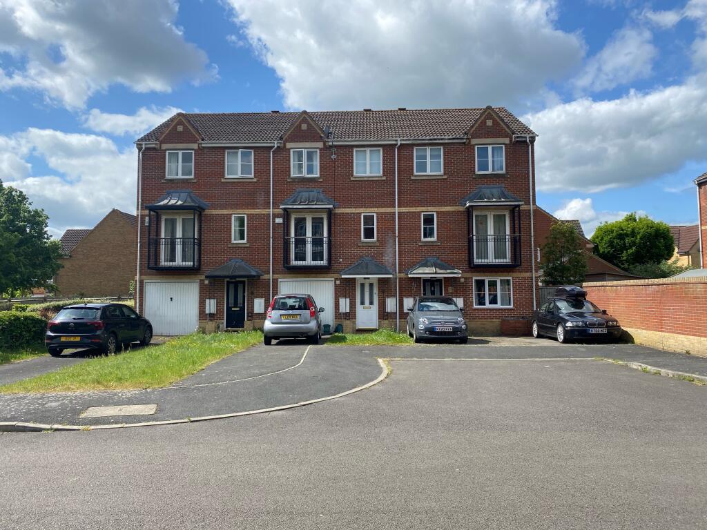 Main image of property: MEYSEYS CLOSE, ROOM