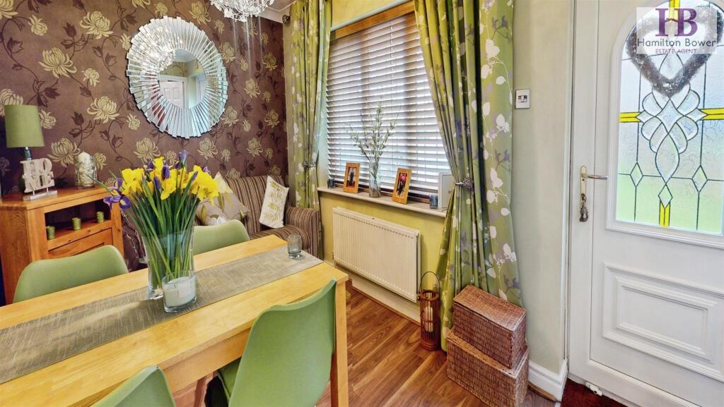Sanderson Avenue, Bradford photo 3
