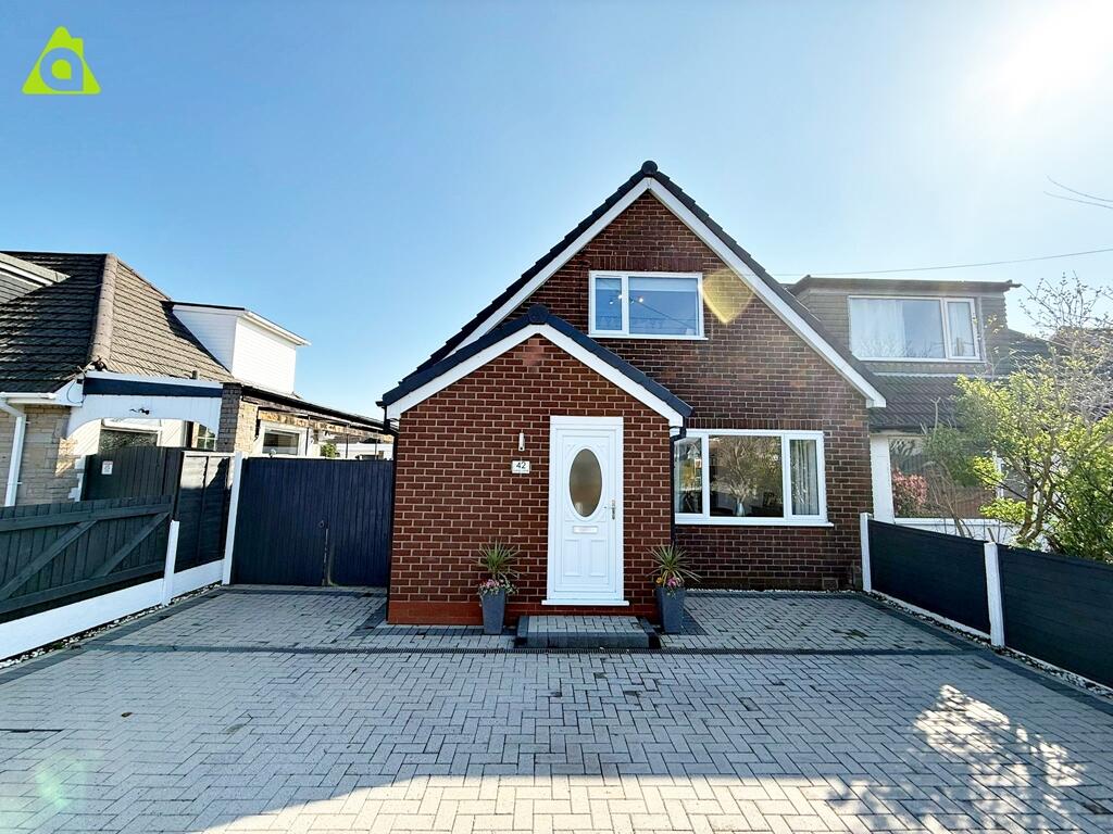 Main image of property: Long Lane, Hindley Green, Wigan, Greater Manchester, WN2 4QL *MUST VIEW*