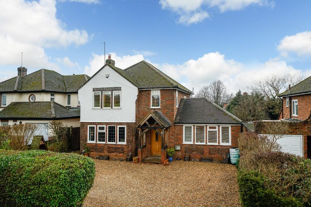 Main image of property: Wendover Way, Aylesbury, Bucks, HP21 7PP
