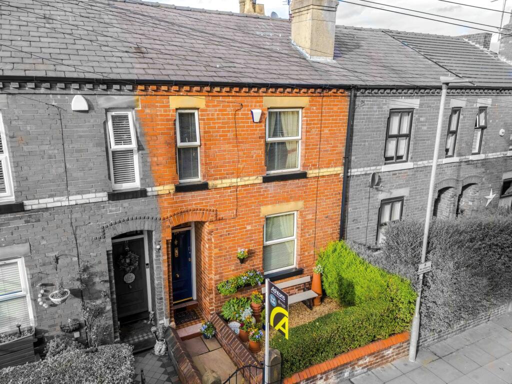 Main image of property: Myddleton Lane, Winwick, WA2