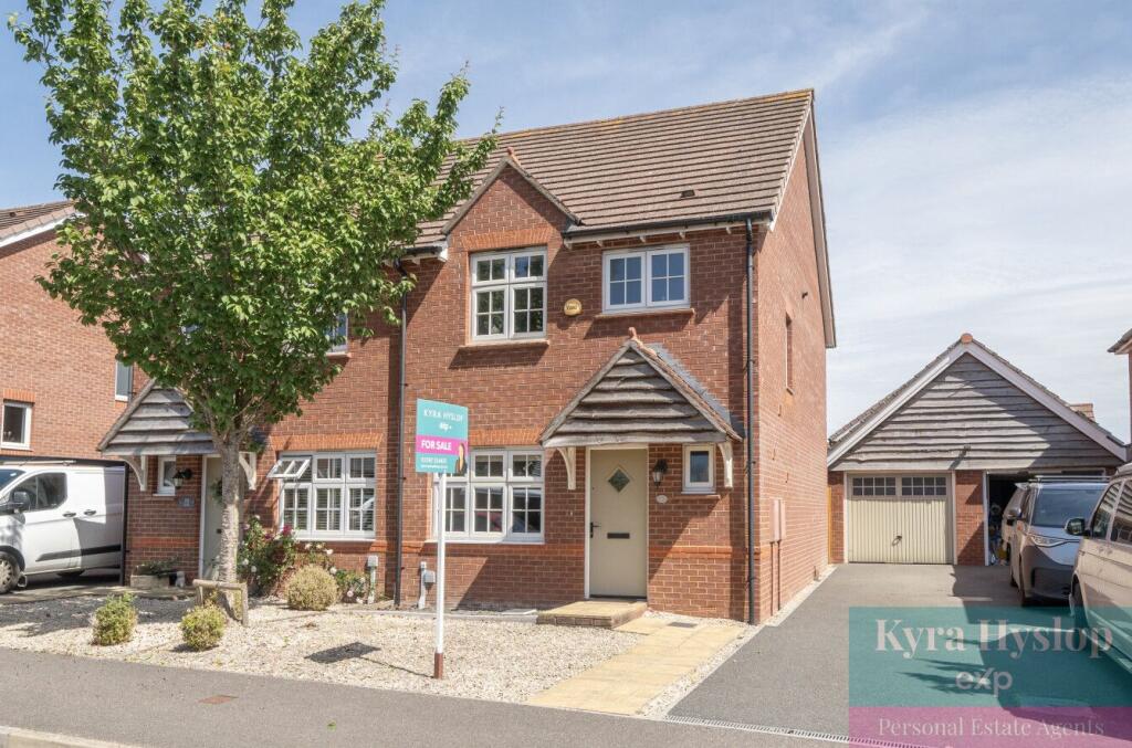 Main image of property: Crackington Avenue, Exeter, EX4 8FR