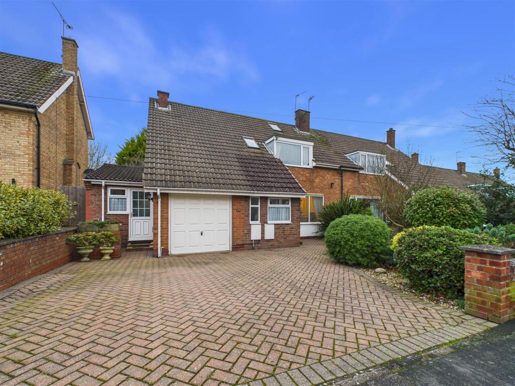 Main image of property: Manor Road, Swanland