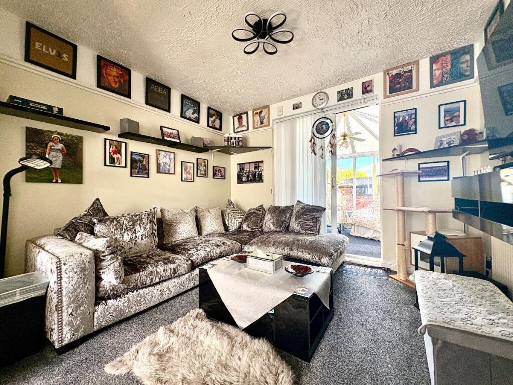 House in Bolton, Greater Manchester - More