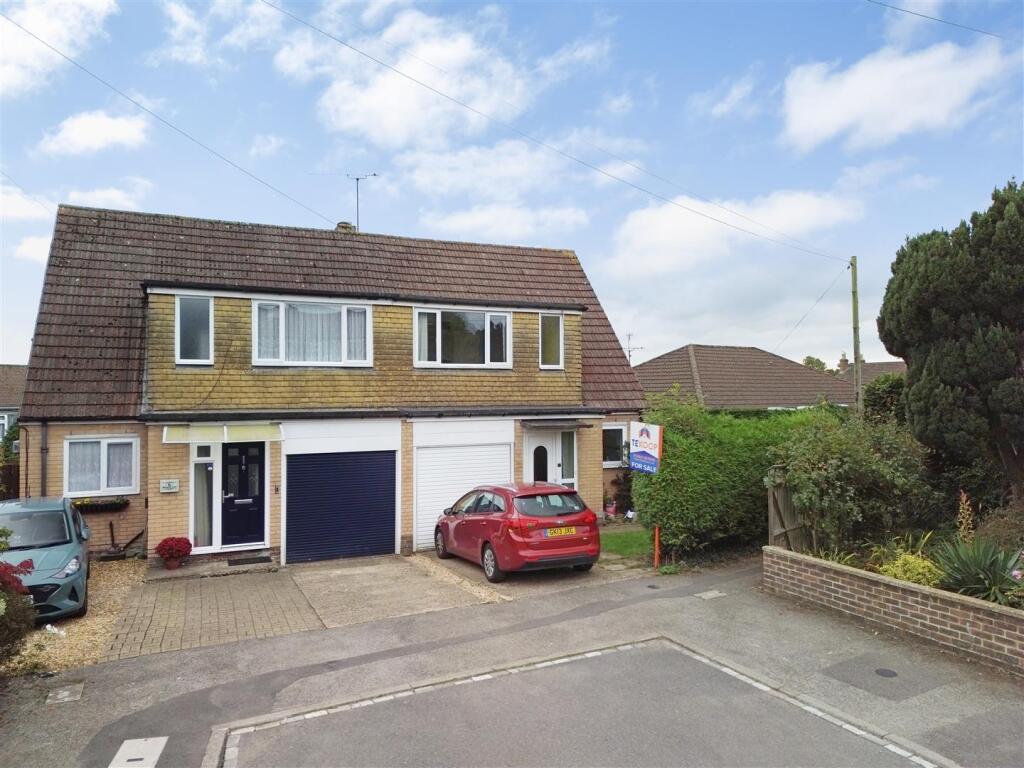 Main image of property: Weywood Lane, Farnham