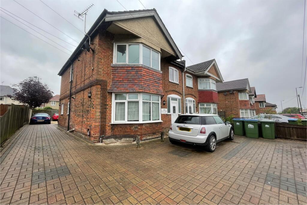 Main image of property: Bitterne Road West, Southampton