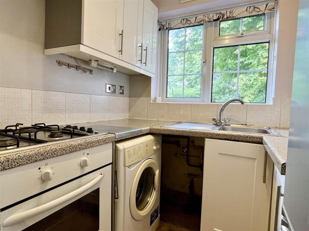 Additional image 6 of Newhall Farm Close, Sutton Coldfield