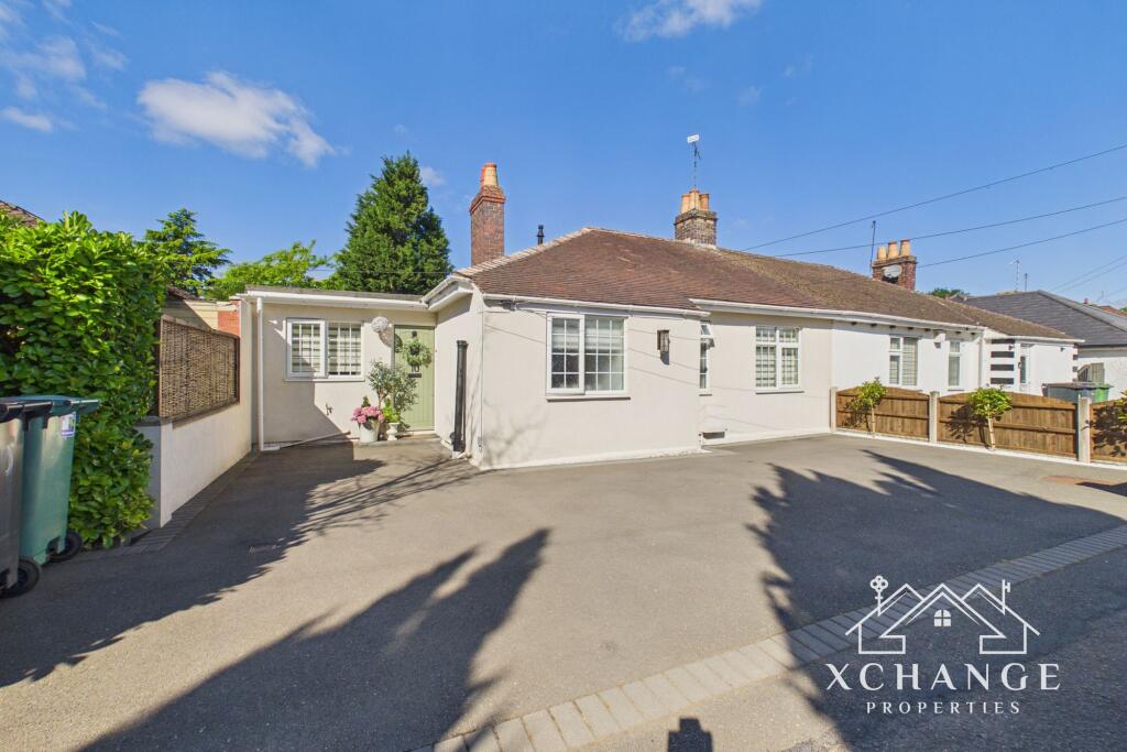 Main image of property: Quarry Lane, Nuneaton, CV11