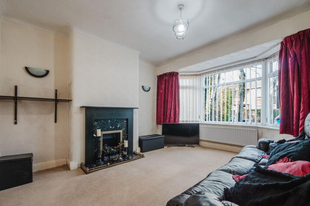 Fairway, Prestwich, M25 photo 2