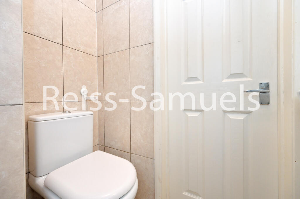 4 bedroom maisonette for rent