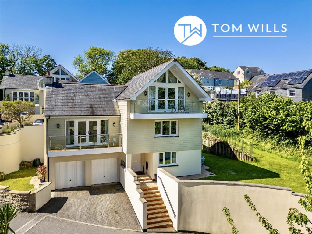 350m from Swanpool Beach, Falmouth image 4