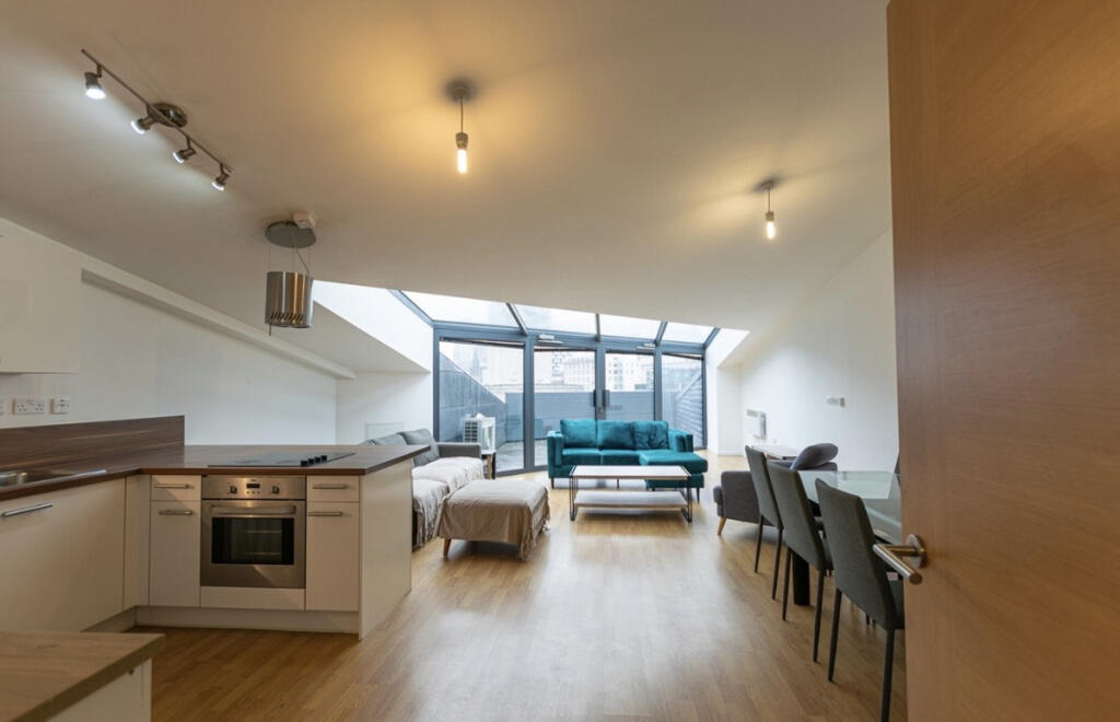 Main image of property: Mann Island, Liverpool, L3