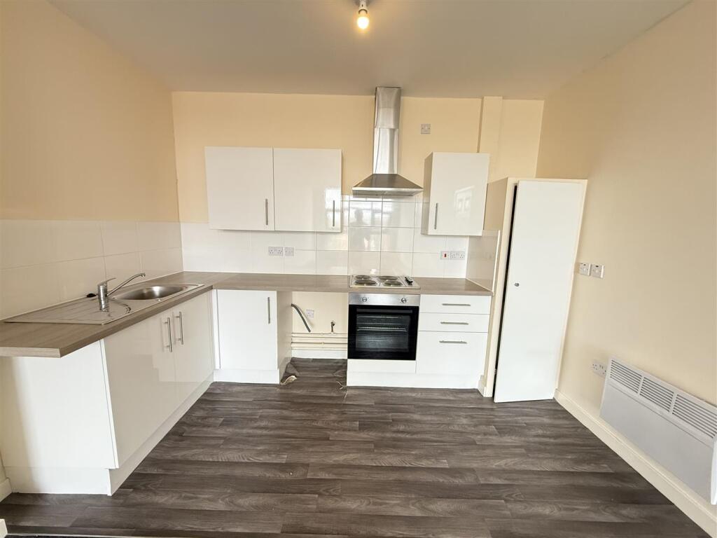 3 Bull Street, West Bromwich