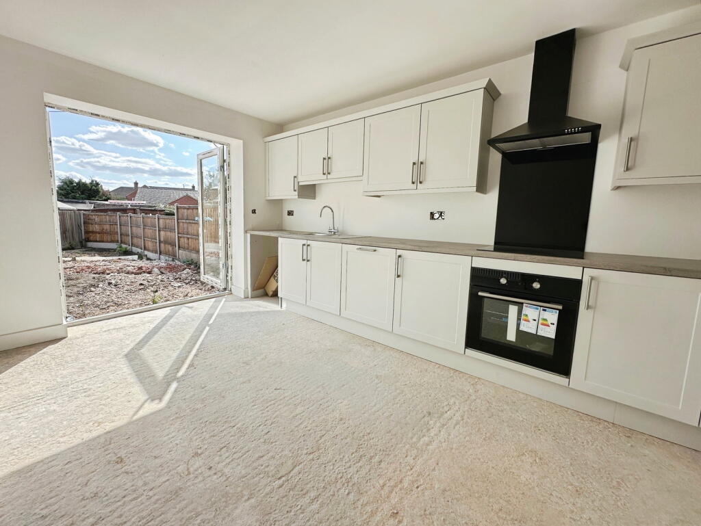 House in Derby - View 5