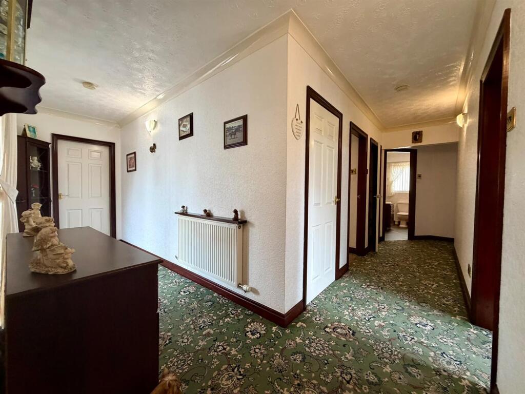 House in Pendle, Nelson - More