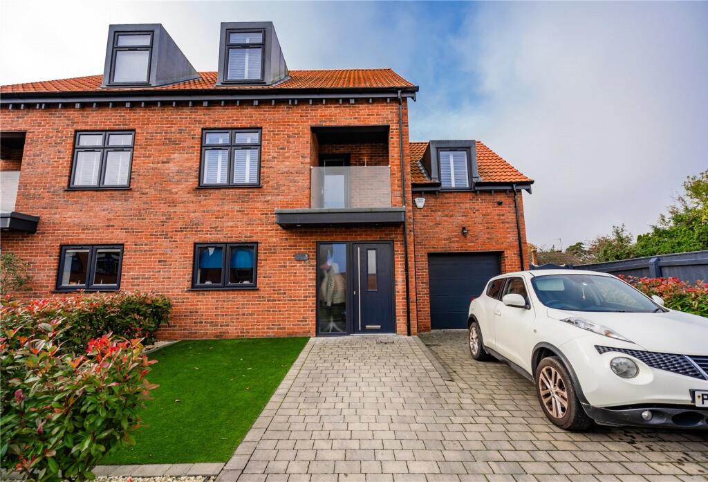 Main image of property: The Green, Waltham, Grimsby, DN37